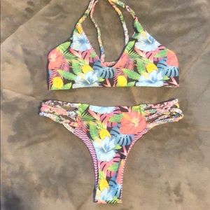 Heated tropics bikini